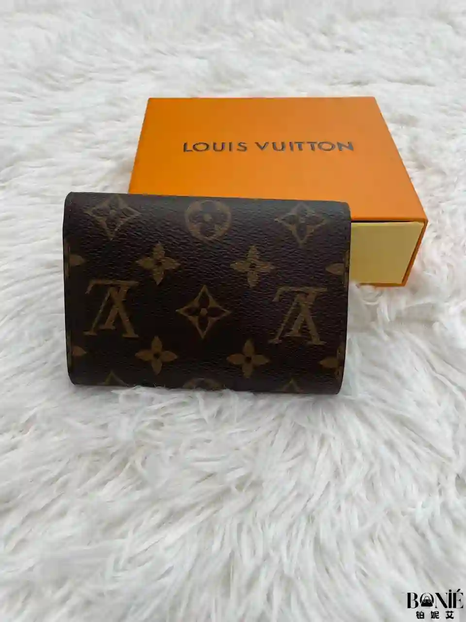 Untitled design - 2 M41938 (金兰) - LOUIS VUITTON Victorine 钱包 - Image 1