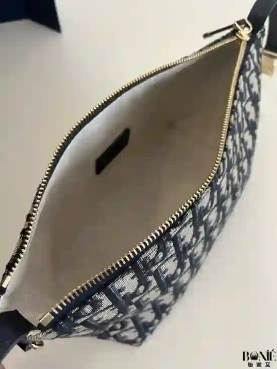 0774 - DIOR 蓝布大号‼️ 专柜饭盒包系列 - Image 2