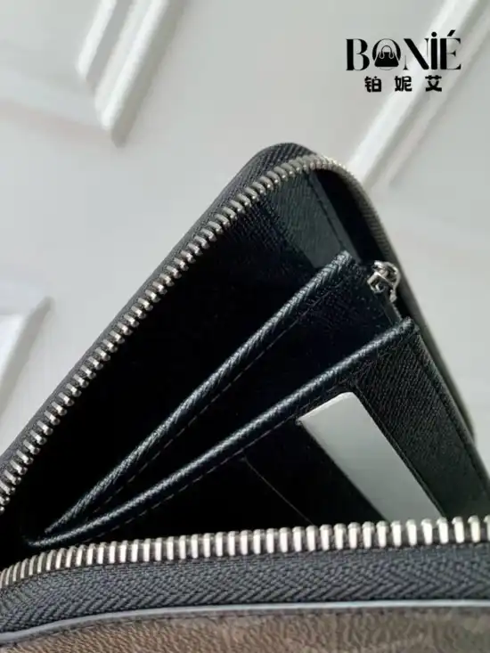 M600002 - Louis Vuiiton Monogram Eclipse Zippy 大号钱夹 - Image 4