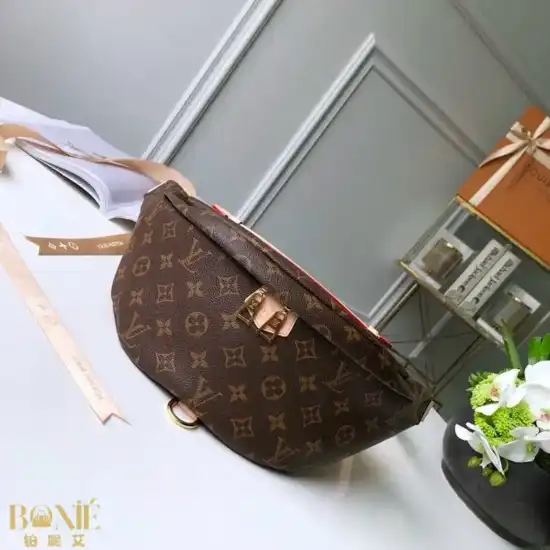 M43644 - Louis Vuiiton Monogram Bumbag 腰包 - Image 2