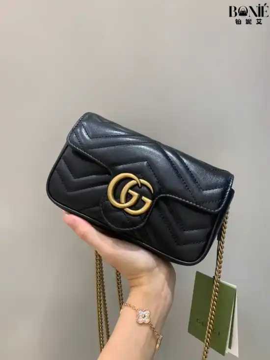 476433 - 经典款黑色 16.5cm